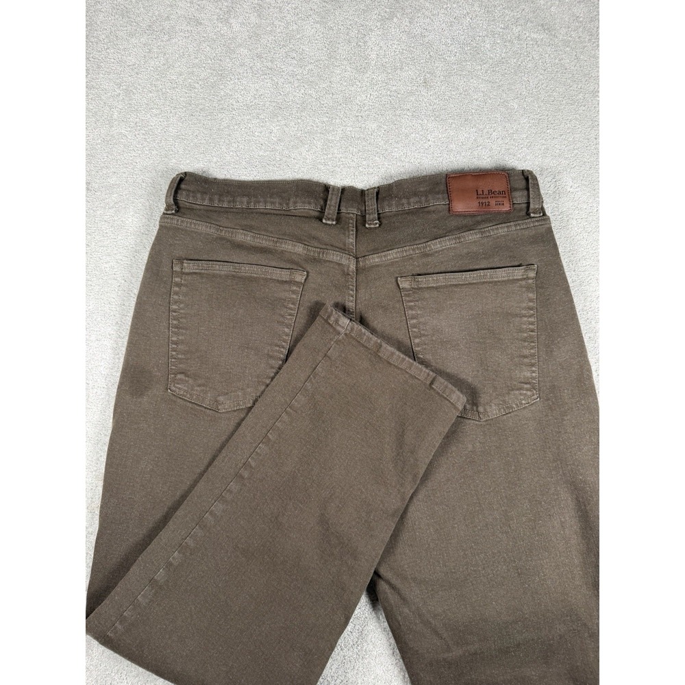 L.L.Bean BeanFlex Jeans Mens 38x30 Brown Cotton Denim Straight Athletic Stretch‎